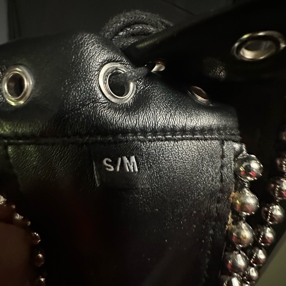 Nadine Merabi classic one shoulder gown - Picture 5 of 6